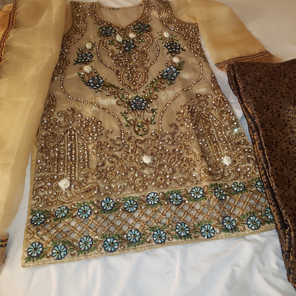 New shalwar kameez and dupatta